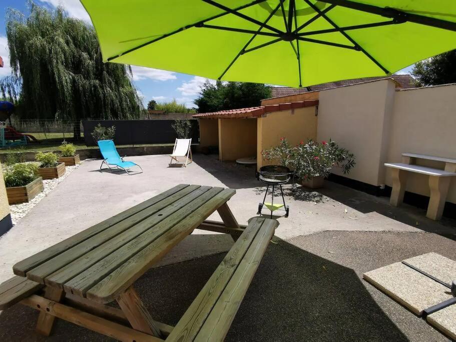 La Mirabella, Studio Avec Sauna Mirebeau-sur-Beze Zewnętrze zdjęcie