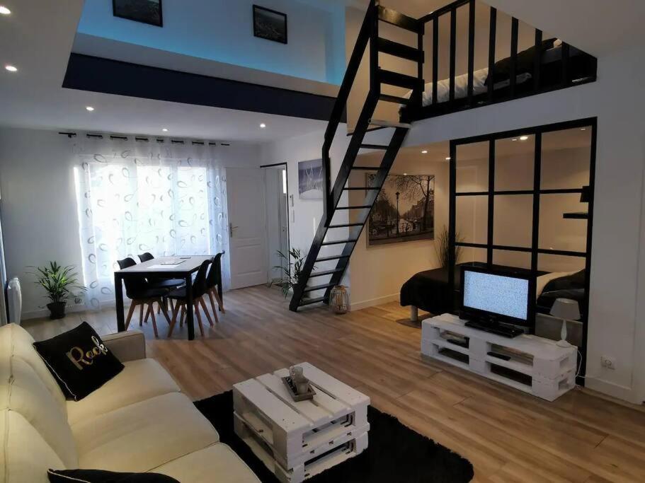 La Mirabella, Studio Avec Sauna Mirebeau-sur-Beze Zewnętrze zdjęcie